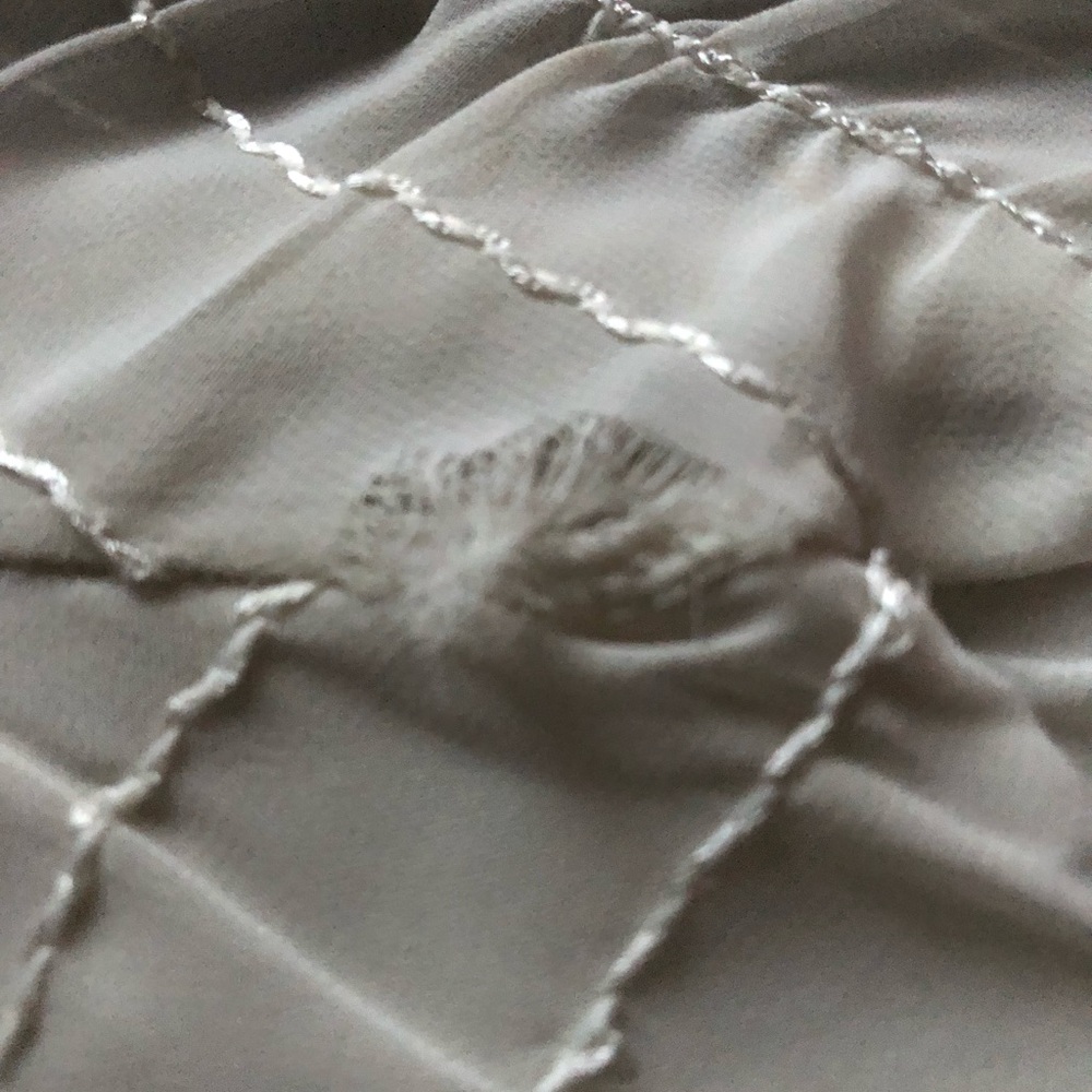 Blouse - Picture 2 of 2